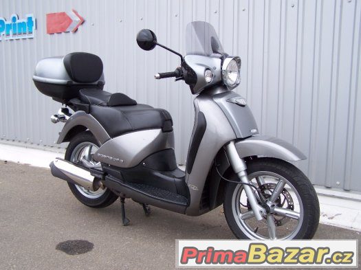 Aprilia Scarabeo 250 GT (2005) – fotografie 4