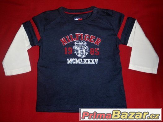 031- Setík tričko TOMMY HILFIGER+3x jeans+vestička NEXT 3-6m – fotografie 2