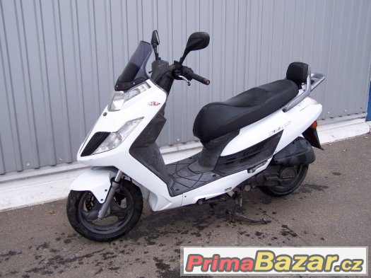 Kymco Dink 125 (2008) – fotografie 1