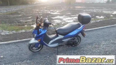 Skutr Yamasaki YM 150T