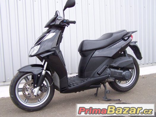 Aprilia Sportcity 200  (2005) – fotografie 1