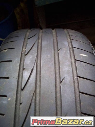 pneu Bridgestone letní 255-45-20   250kč kus – fotografie 1