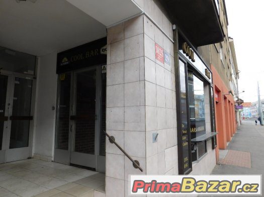 Přenechání baru s pivnicí v centru Prahy 10 – fotografie 3