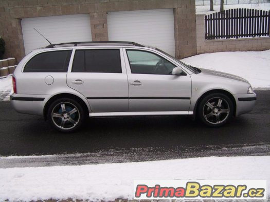 Škoda Octavia kombi 1.9 TDi - 66kW, ALU17, tažné, klima – fotografie 5