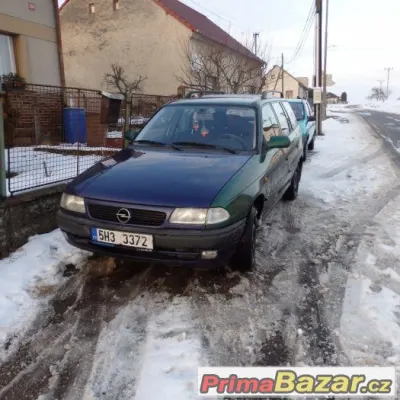 Opel Astra -  kombi 1.6