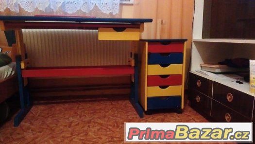 Psací stůl – fotografie 1