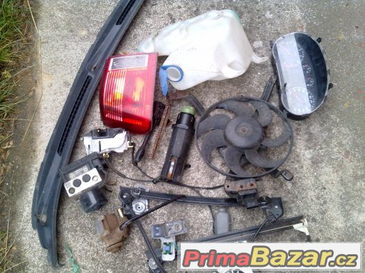 SEAT IBIZA,1.4 i,R.V.2001,5DV – fotografie 2
