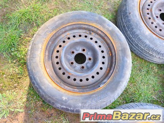 9) Chrysler Voyager/Buick, letní pneu s disky 195/65/15 – fotografie 2