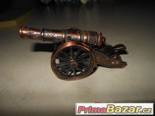 ZAPALOVAČ - KOVOVÝ-MĚDĚNÉ DĚLO (KANÓN)-VELMI PĚKNÝ – fotografie 3