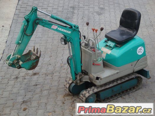 Pásový bagr, minirypadlo Yanmar B05, hmotnost 500 kg – fotografie 1