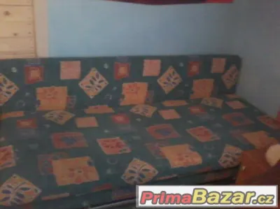 rozkládací sedačka