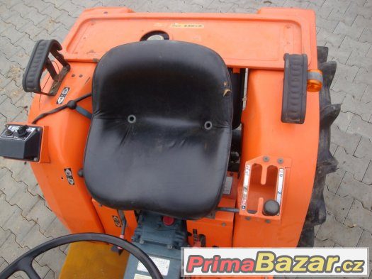 Malotraktor KUBOTA B1702M, 17 Hp, 4x4, tříválec – fotografie 4