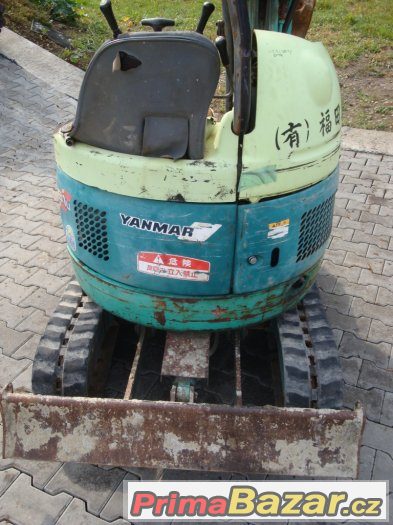 Pásové rypadlo, bagr Yanmar B1U s váhou 980 kg – fotografie 3
