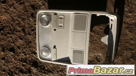 Prodám na Vw Passat 3c střešní lampičku – fotografie 1