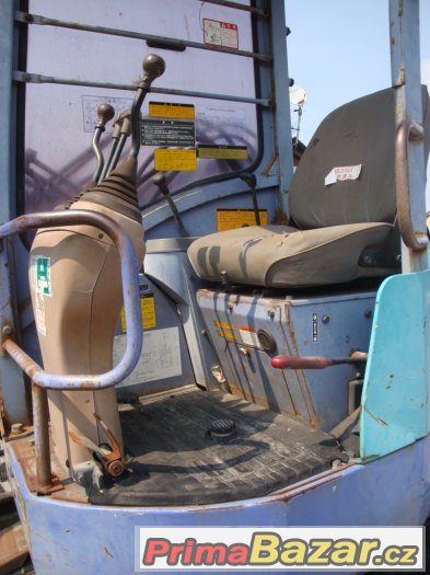 Pásový bagr AIRMAN AX30UR, 3000 kg, rypadlo – fotografie 4