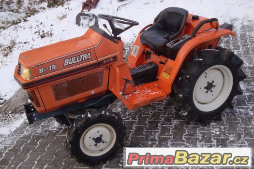 Malotraktor KUBOTA bulltra B1-15 s výkonem 15 Hp, 4x4 – fotografie 1