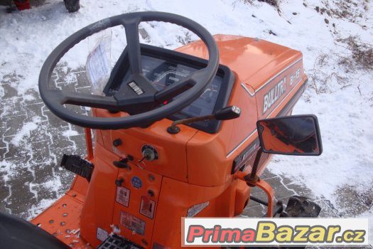 Malotraktor KUBOTA bulltra B1-15 s výkonem 15 Hp, 4x4 – fotografie 4