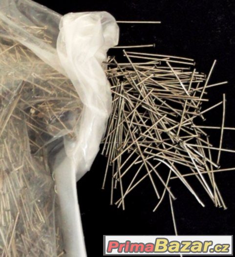 Bižuterní materiál- jehly, afroháčky, karabiny, řetězoviny – fotografie 1