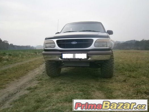 Ford Explorer díly z vozu – fotografie 1