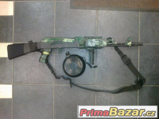AK47 s bubnem – fotografie 4