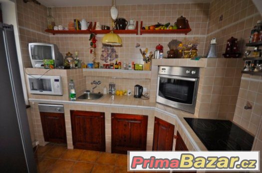 Prodám dům u Prahy – fotografie 4