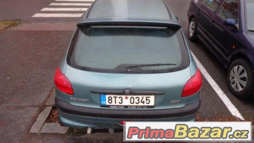 Peugeot 206 1,1i 44kW – fotografie 4