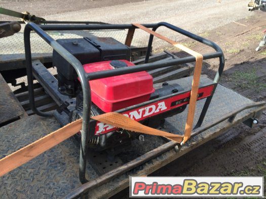 Elektrocentrala honda 230v EC 4000 generator centrala – fotografie 1