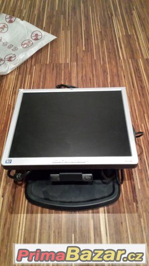 monitor 17" LCD HP L1740 – fotografie 3