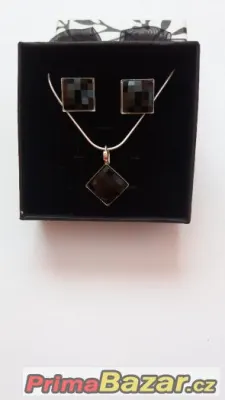 Úžasný stříbrný set se Swarovski Chessboard, nový