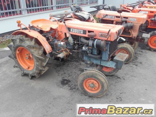 Malotraktor Kubota B7000 2WD – fotografie 1