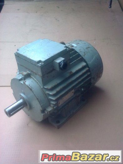 elektromotor patkový 380v,3kw,1430ot/min. – fotografie 1
