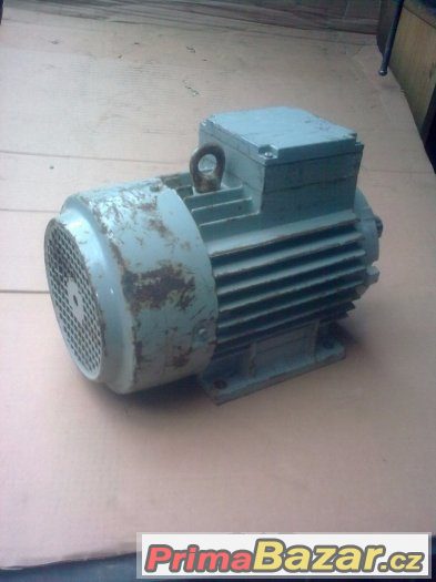 elektromotor patkový 380v,3kw,1430ot/min. – fotografie 3
