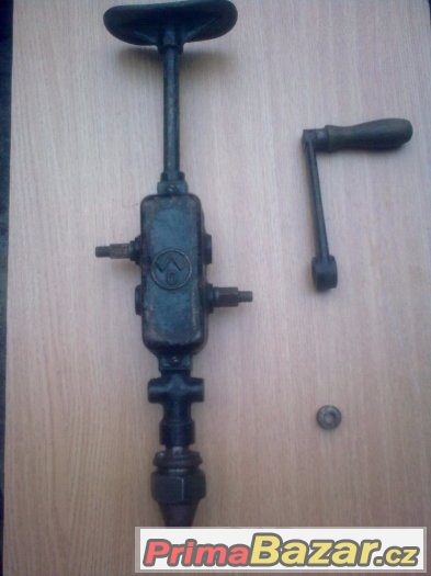 staré retro věci,tutti fruti,vrtačka – fotografie 4