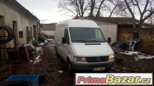 mercedes sprinter – fotografie 3