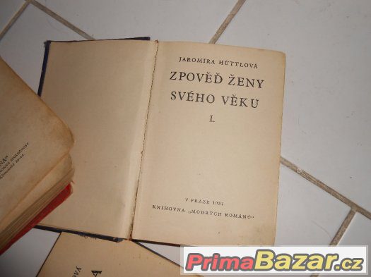 Červená a modrá knihovna – fotografie 5