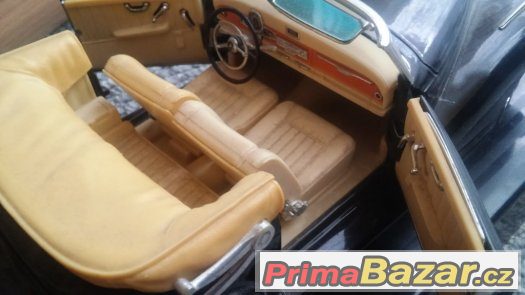 Mercedes 300s 1:18 – fotografie 4