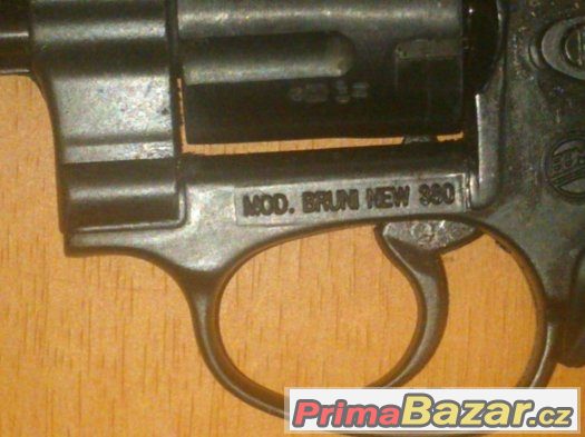 Plynový revolver Bruni NEW 380 Python 2" černý cal.9mm – fotografie 2