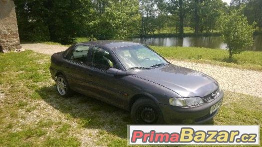 OPEL VECTRA B 1,8i16V r.v. 98 - veškeré náhradní díly – fotografie 1