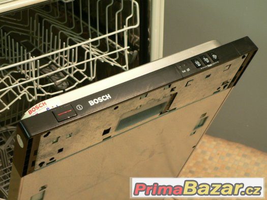 Celovestavná (integrovaná) myčka Bosch 45 cm SRV3303 – fotografie 3