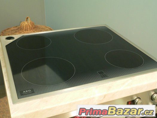 Nerezový sporák AEG competence E8300-M – fotografie 4