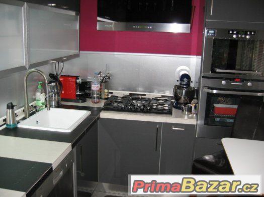 Krásný zrekonstruovaný byt 2+1, DV, 51m2, Hvozdíková, Praha – fotografie 2