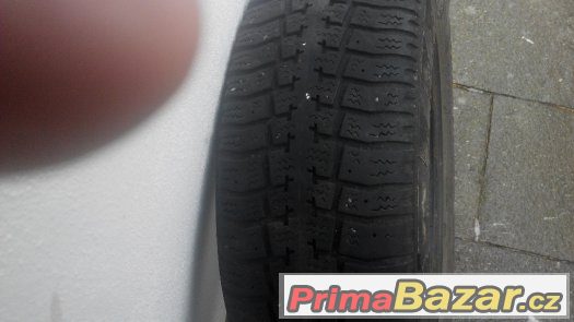 Prodám pneumatiky 4 ks Michlin 205x55 a 1 ks Pirelli175/65 – fotografie 5