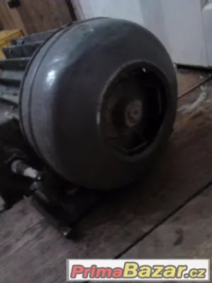Patkový elektromotor