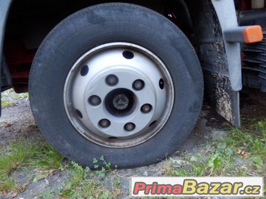 MICHELIN 215/75 R17.5, ráfek E17.5x6.00 – fotografie 1