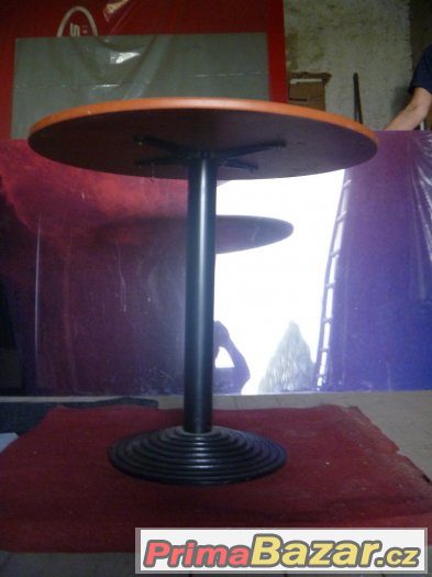 konferenční stůl kulatý- tři kusy – fotografie 1