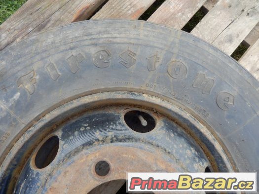 FIRESTONE FS 400; 8.5R 17.5; 12PR (121/120M) – fotografie 3