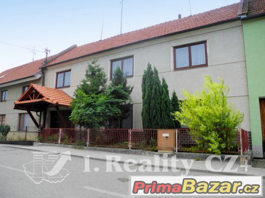 Prodej prostorného RD se zahradou, Otaslavice – fotografie 1