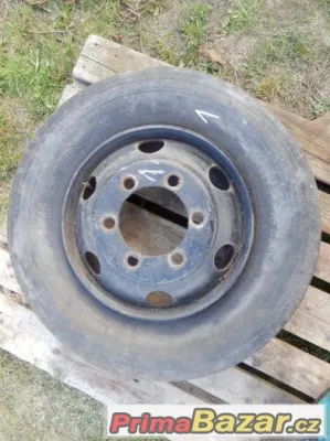 MICHELIN X, 8.5 R 17.5 XZA; 121/120M