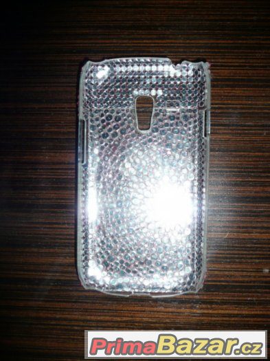 dvě flipová pouzdra a dvě normální pouzdra na Samsung Galaxy – fotografie 3