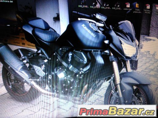 Kawasaki Z750 R – fotografie 1